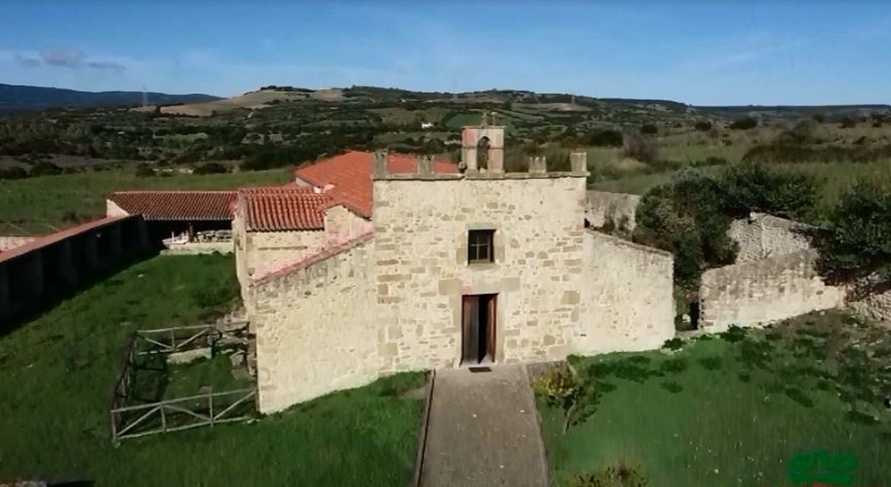 Usellus, Il 3 ottobre si passeggia fra boschi, chiese e nuraghi