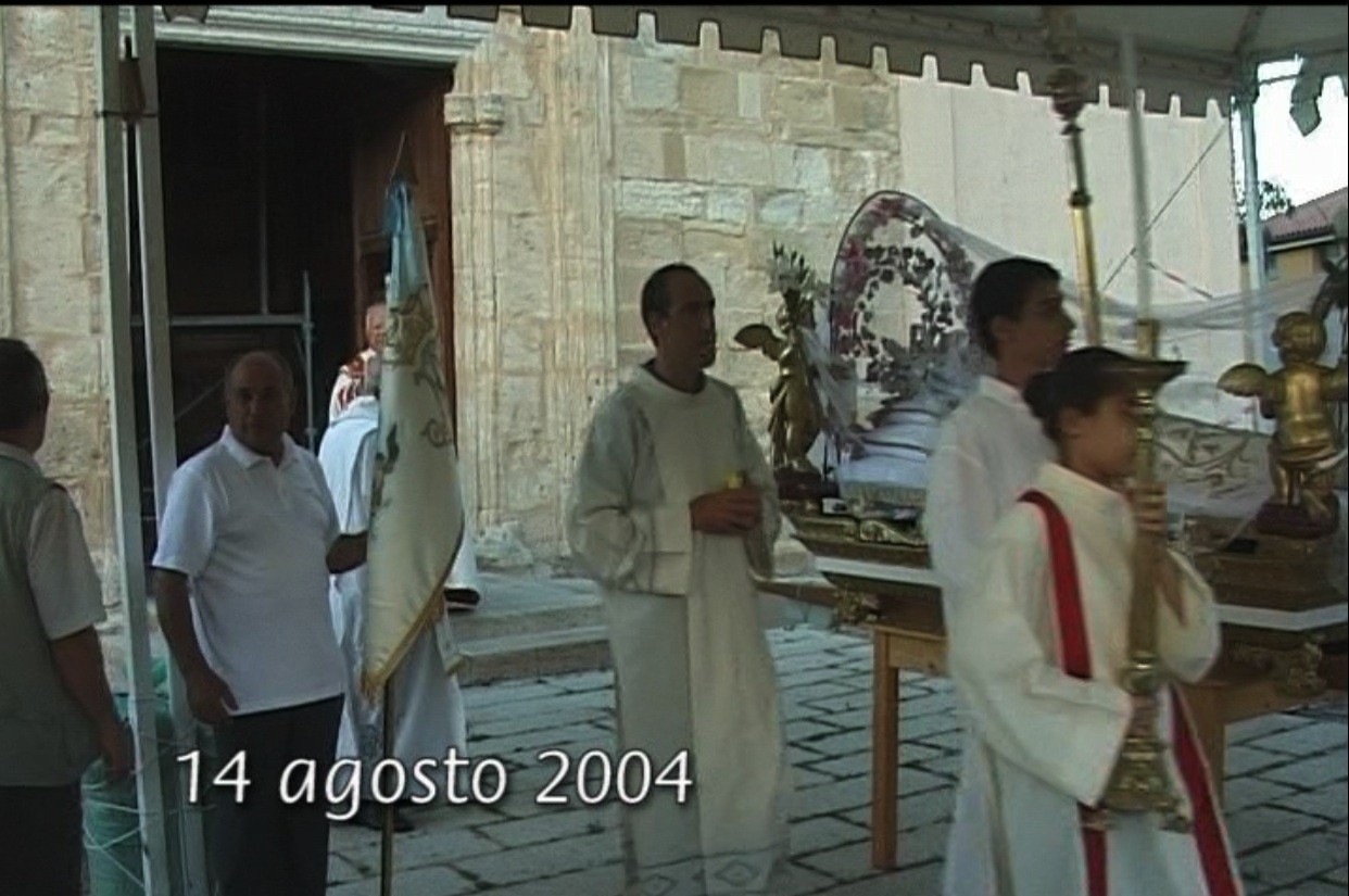 Guspini: La storia della bandiera di Santa Maria Assunta