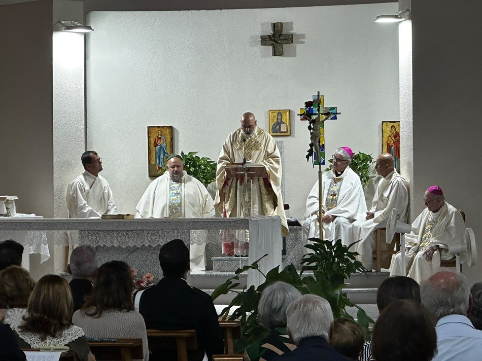 Arbus, Don Luca Carrogu: le celebrazioni per il XXV° di sacerdozio e il commiato ai fedeli