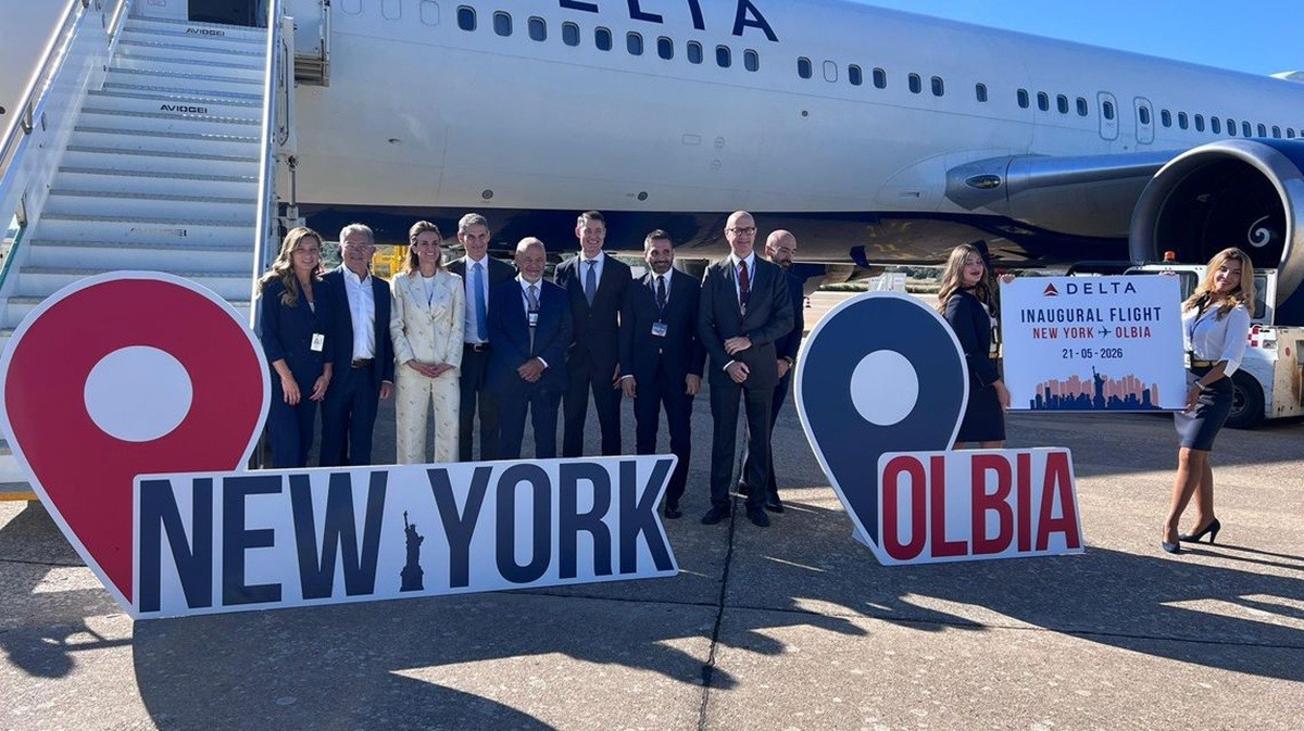 Primo volo diretto New York-Olbia, giornata storica per la Sardegna